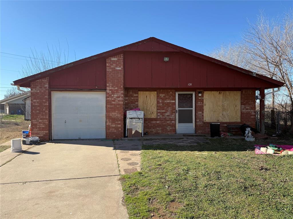 121 Sunrise Drive Property Photo