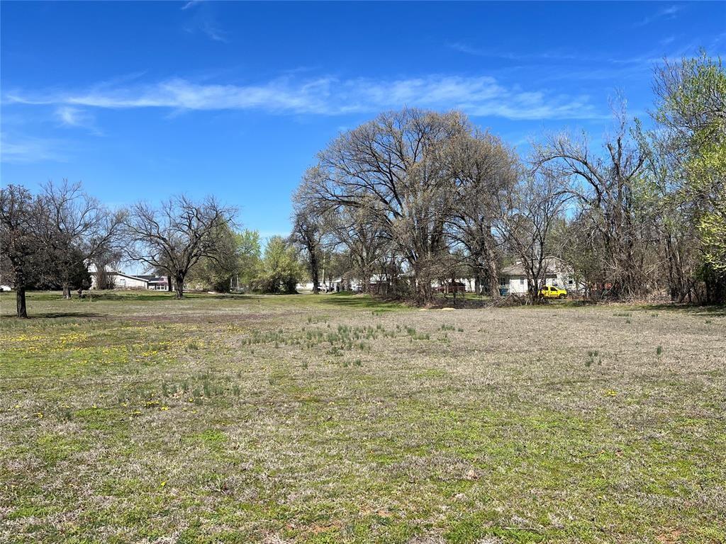 1116 N 1116 Drive Property Photo 3