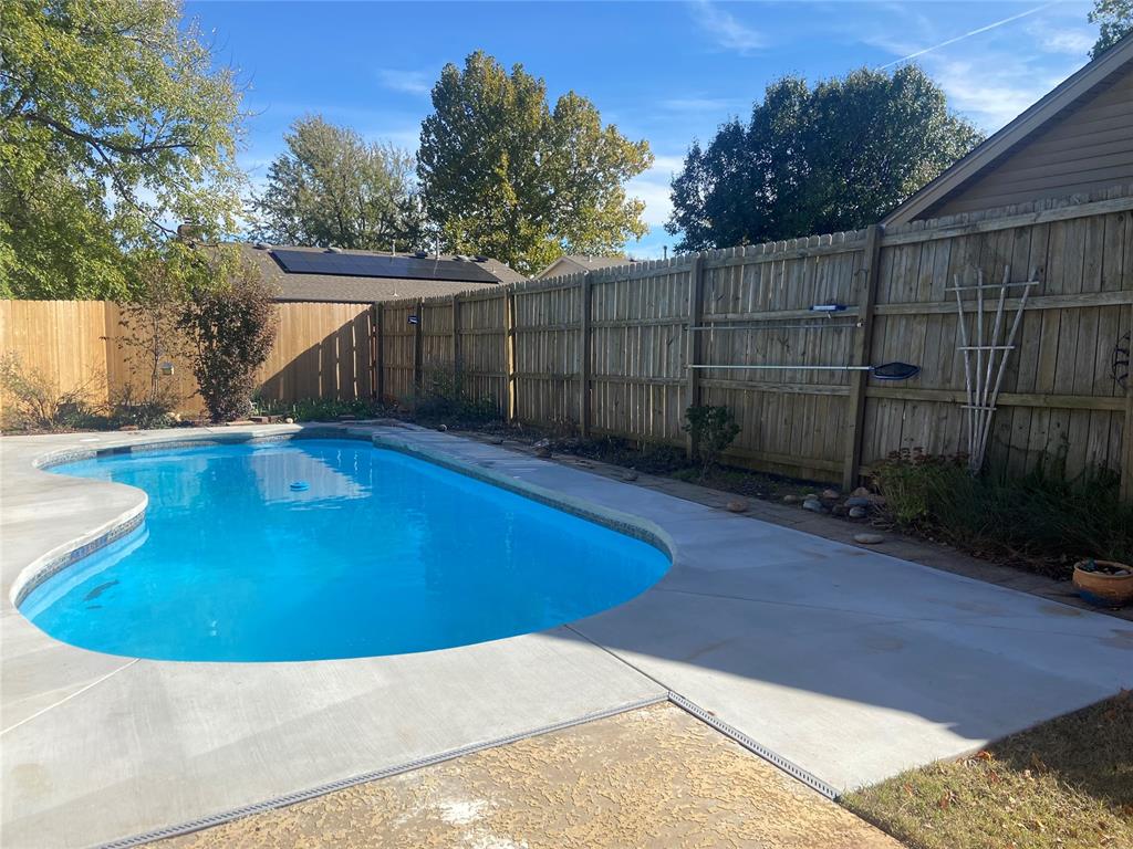 12512 Doons Drive Property Photo
