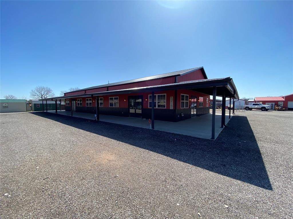 10350 Us Highway 77 Highway Property Photo