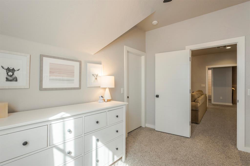 1401 Regency Bridge Circle Property Photo 35