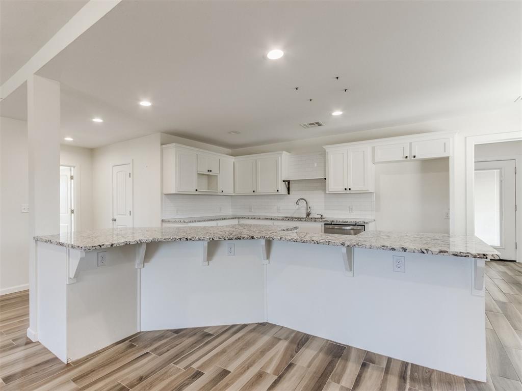 37005 Lake Road Property Photo