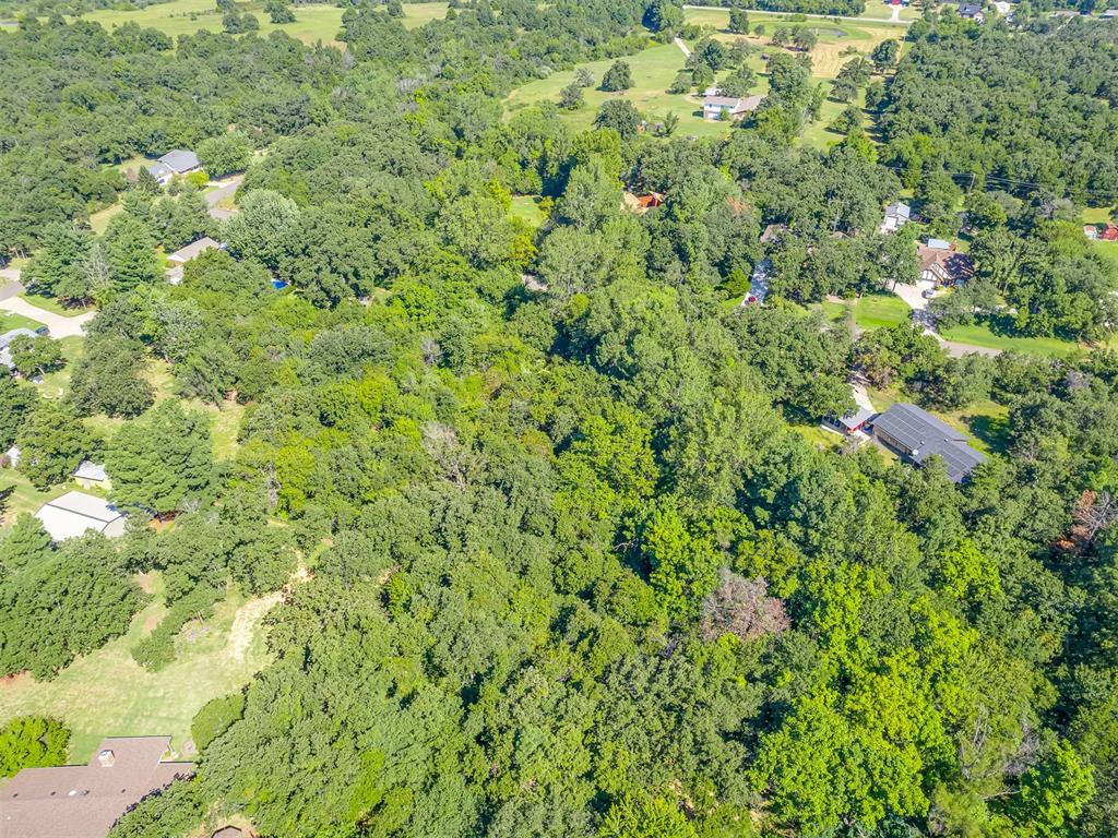 16650 Topeka Lane Property Photo 3