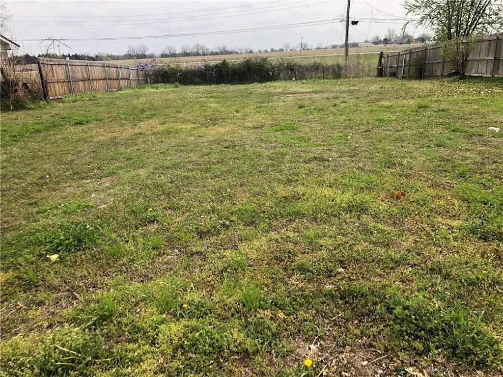 215 Edd Drive Property Photo 1