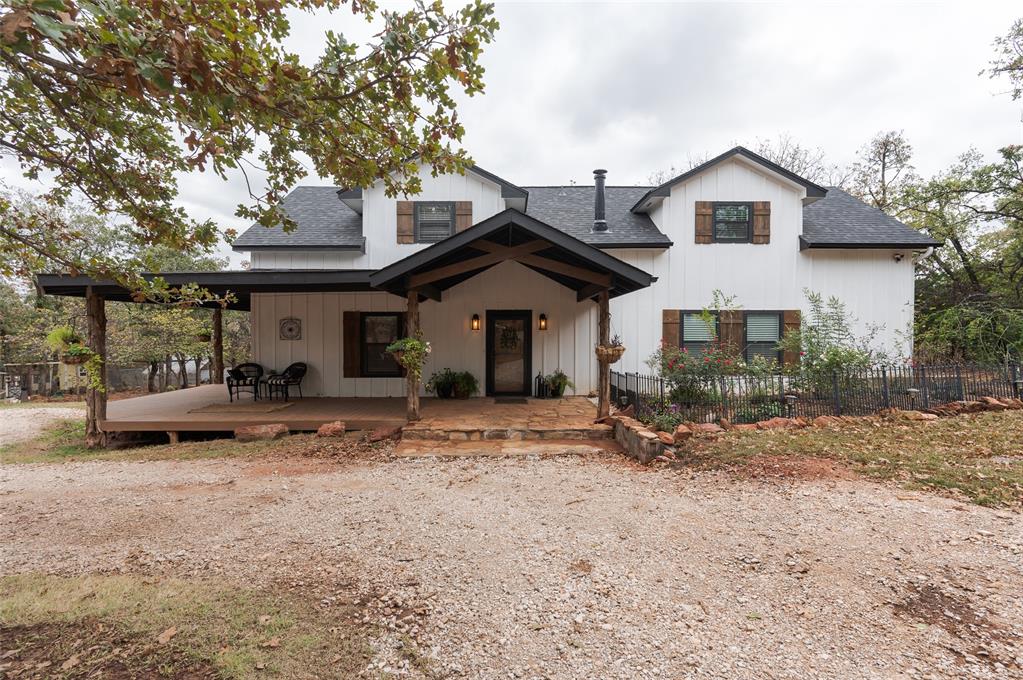 330 N Henney Road Property Photo