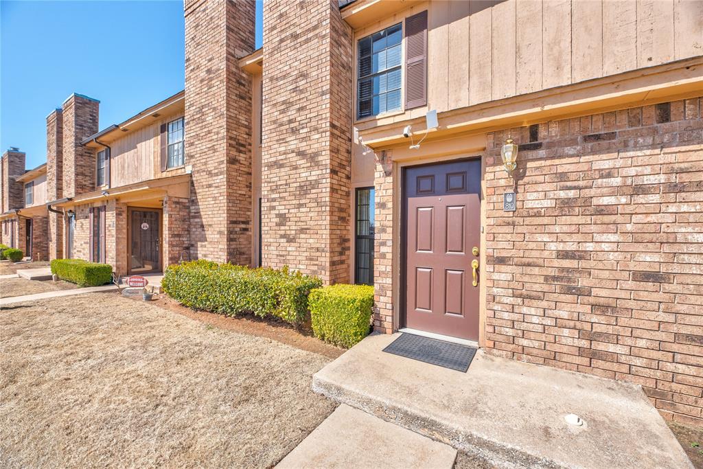 810 Two Forty Place Property Photo