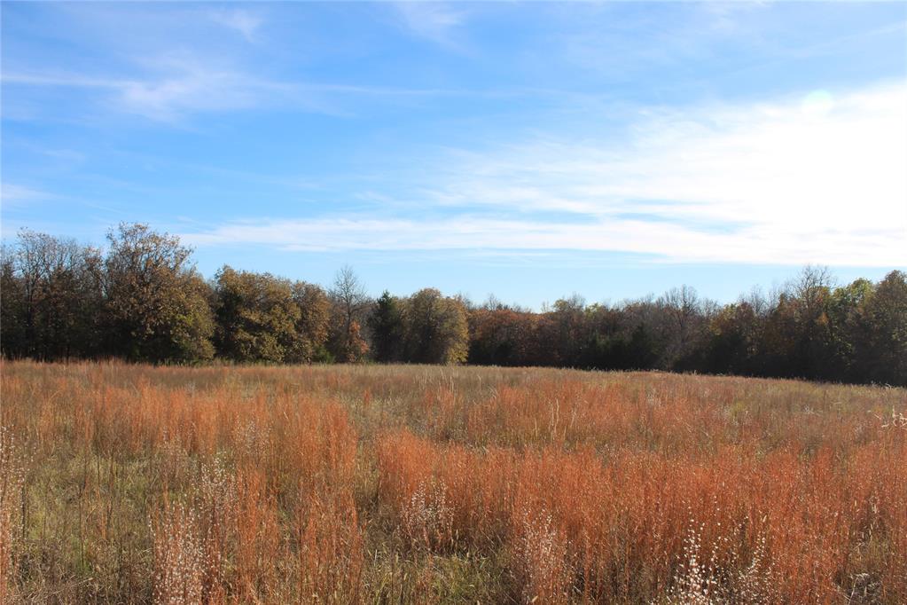 E 810 Road Property Photo