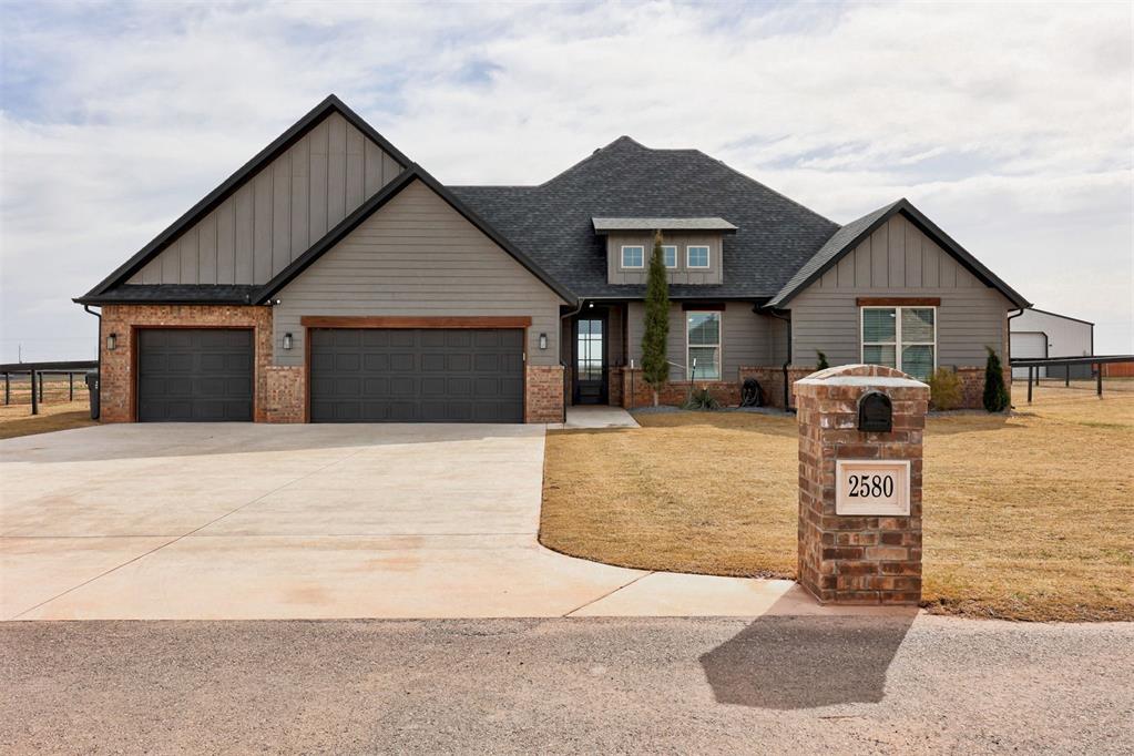 2580 Sunset Court Property Photo