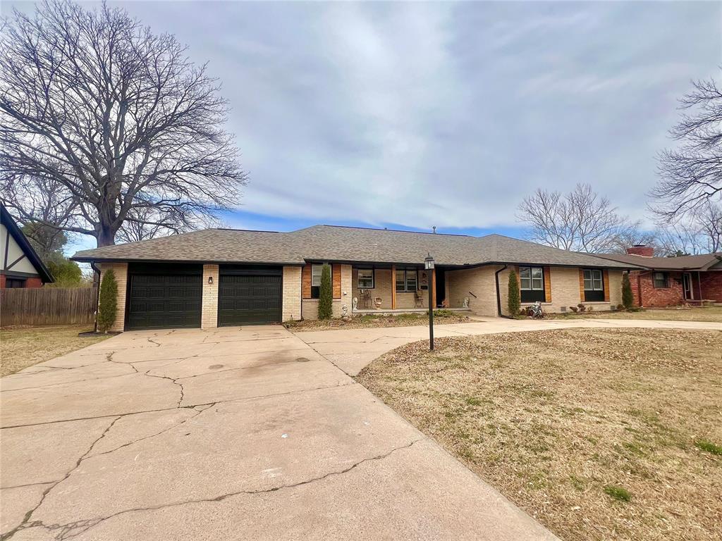 5923 E 56th Street Property Photo
