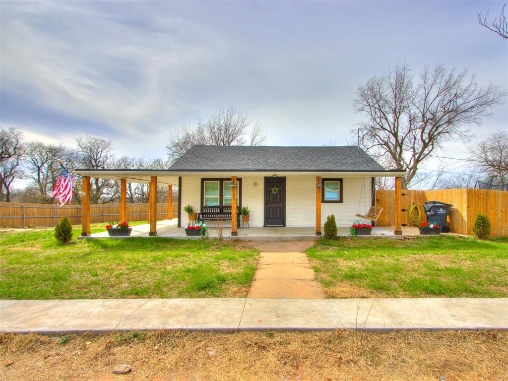 103 Ne 3rd Street Property Photo