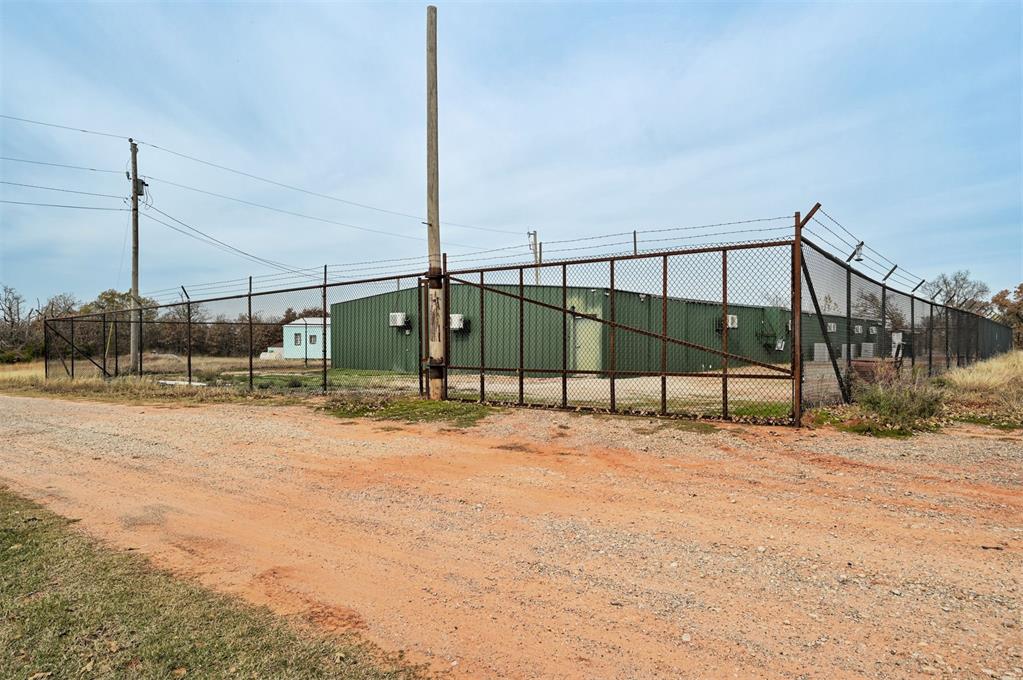 14201 Green Meadows Road Property Photo 11