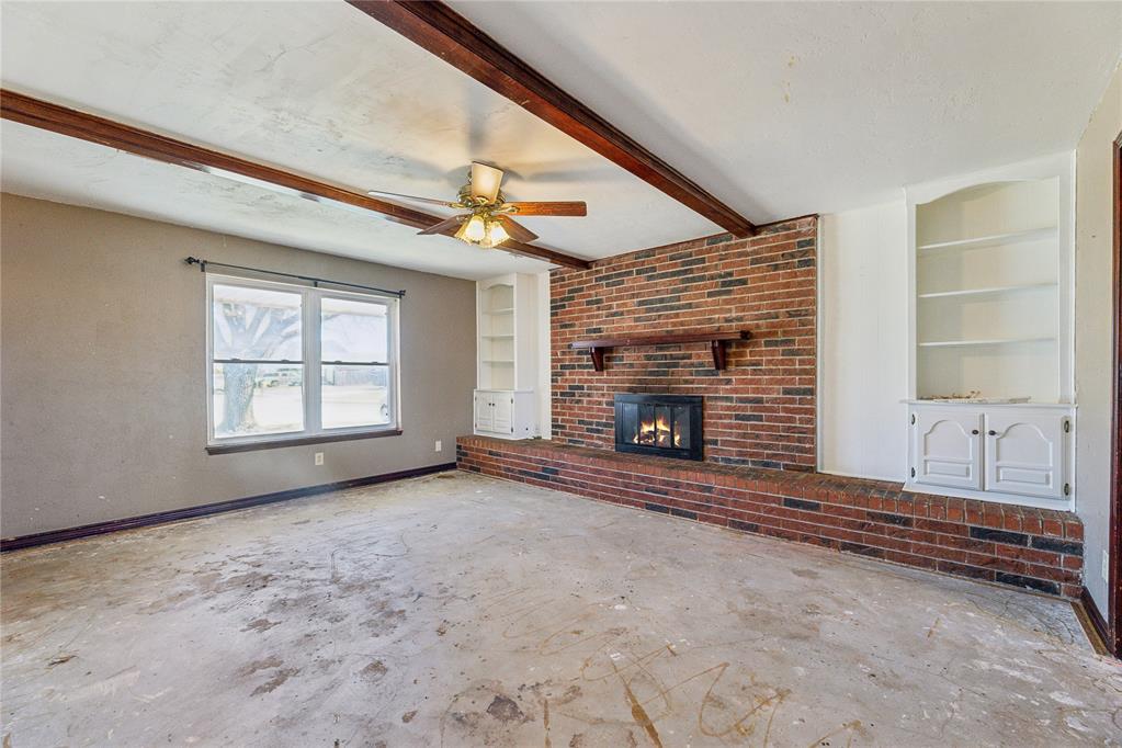 517 Crown Drive Property Photo 4