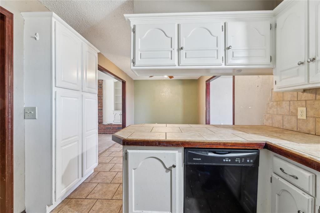 517 Crown Drive Property Photo 11
