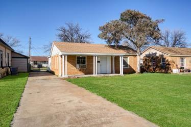 805 E Liveoak Street Property Photo