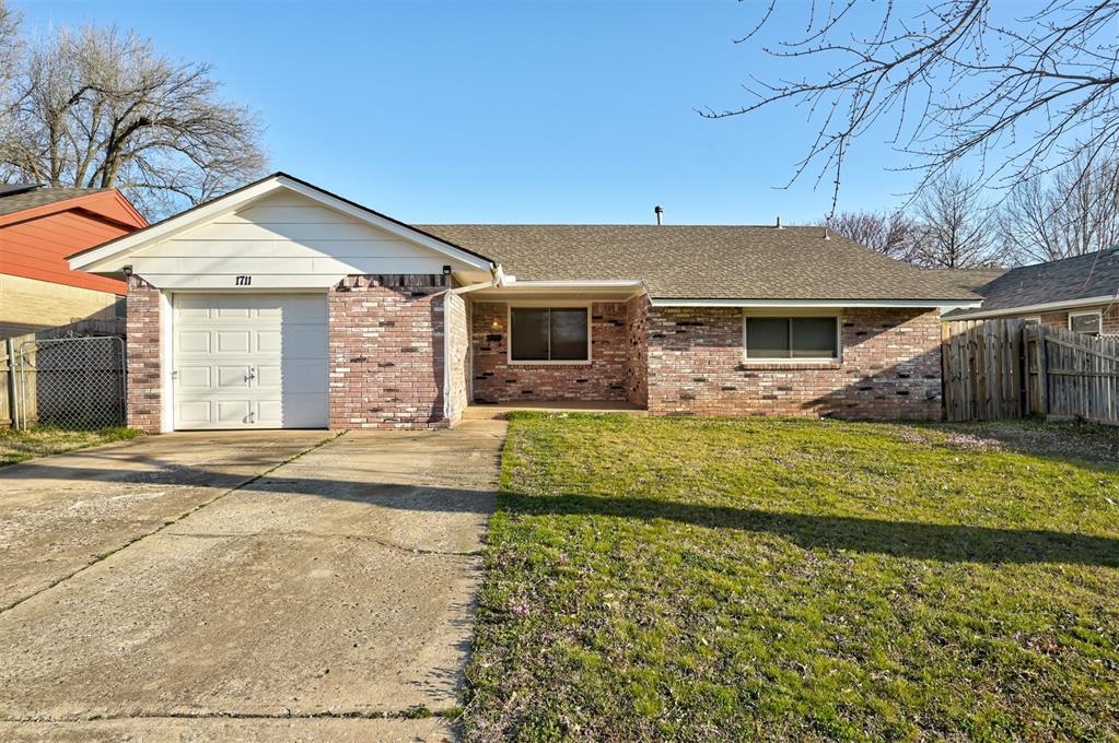 1711 Sheffield Circle Property Photo