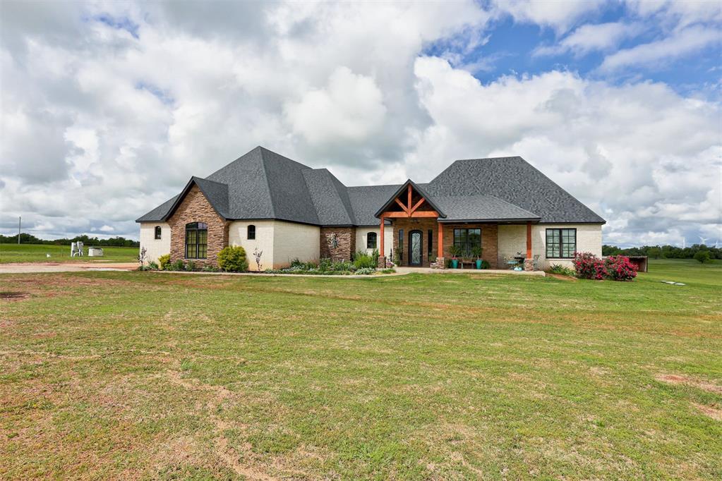 30570 N 2950 Road Property Photo