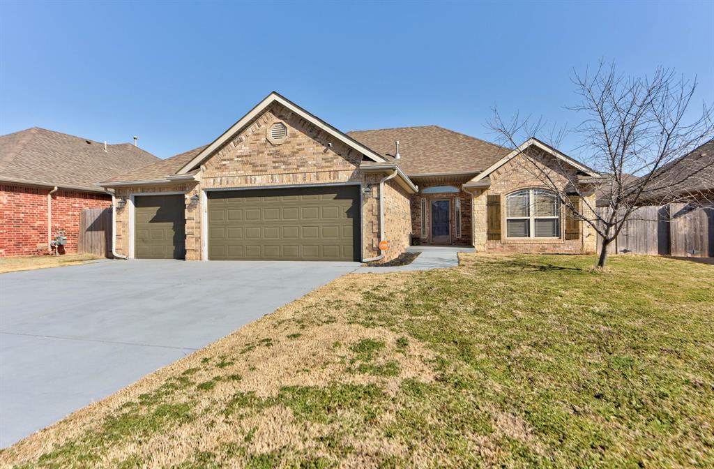 539 W Chickasaw Court Way Property Photo 1