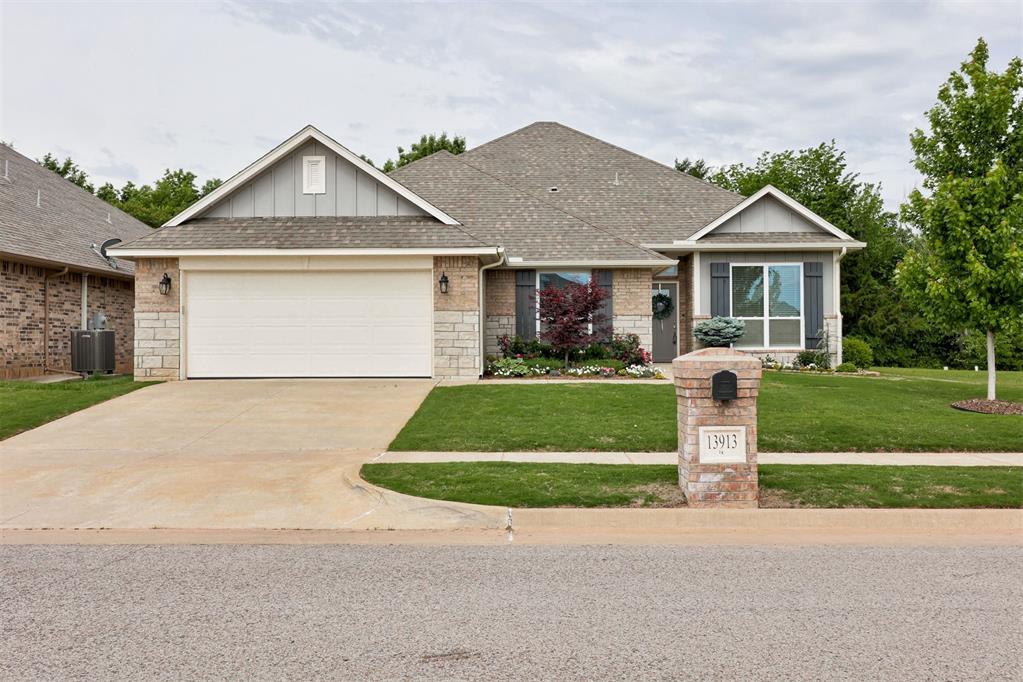 13913 Pasaro Trail Property Photo 1