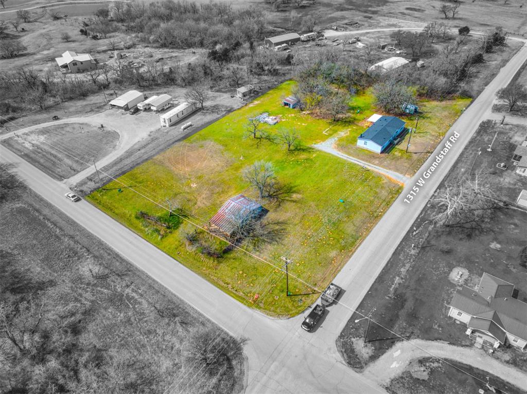 1315 W Grandstaff Road Property Photo