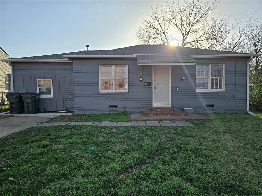 518 E Lockheed Drive Property Photo