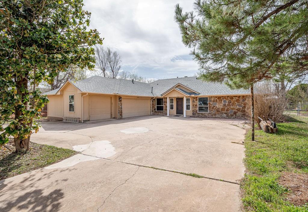 1142 Elk Street Property Photo