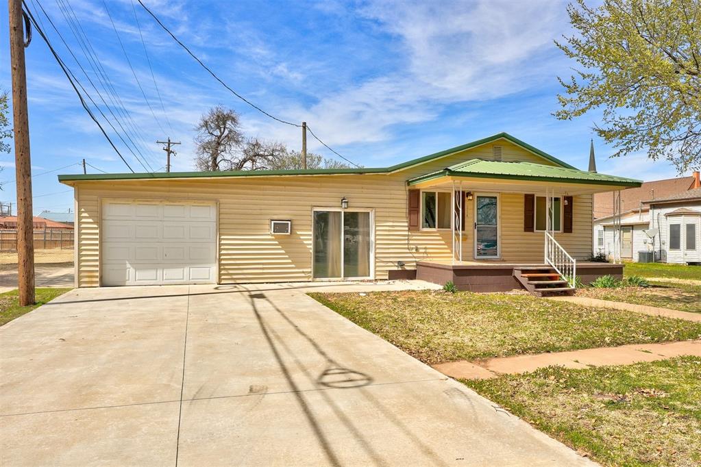 114 N Cheyenne Street Property Photo
