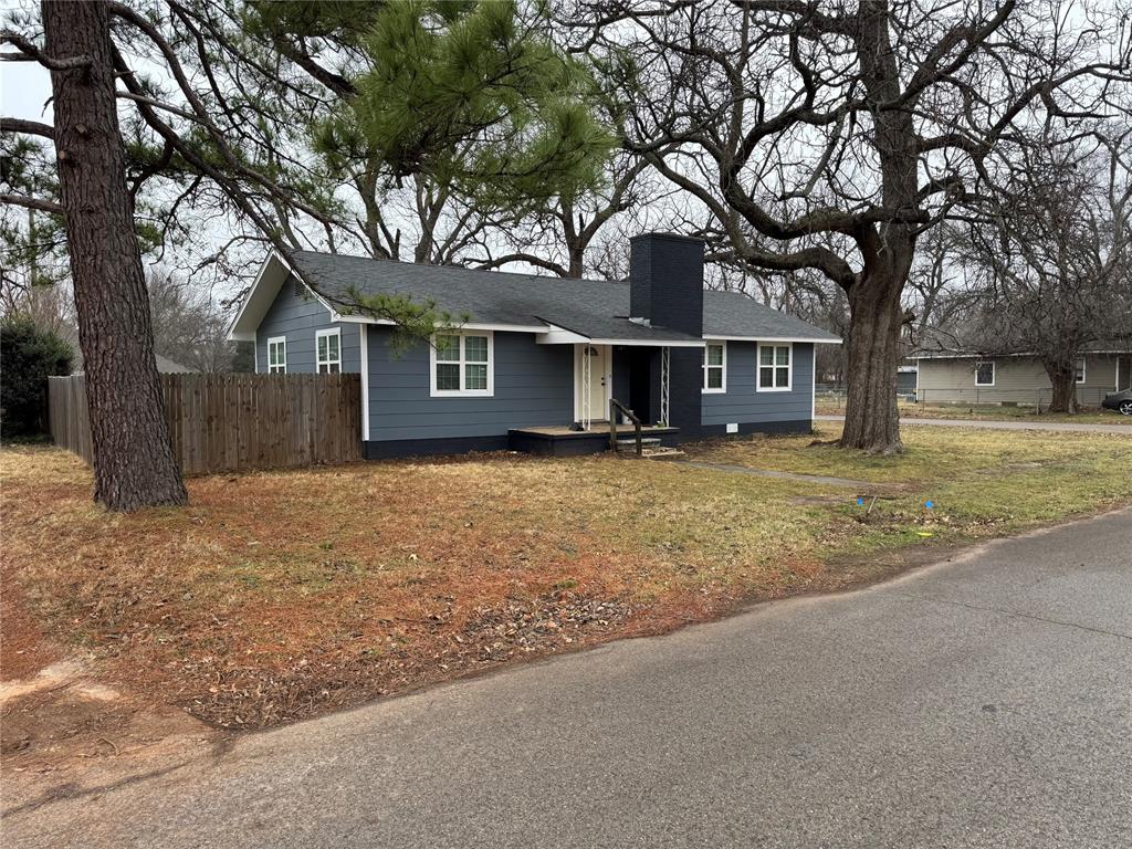 629 N Santa Fe Street Property Photo