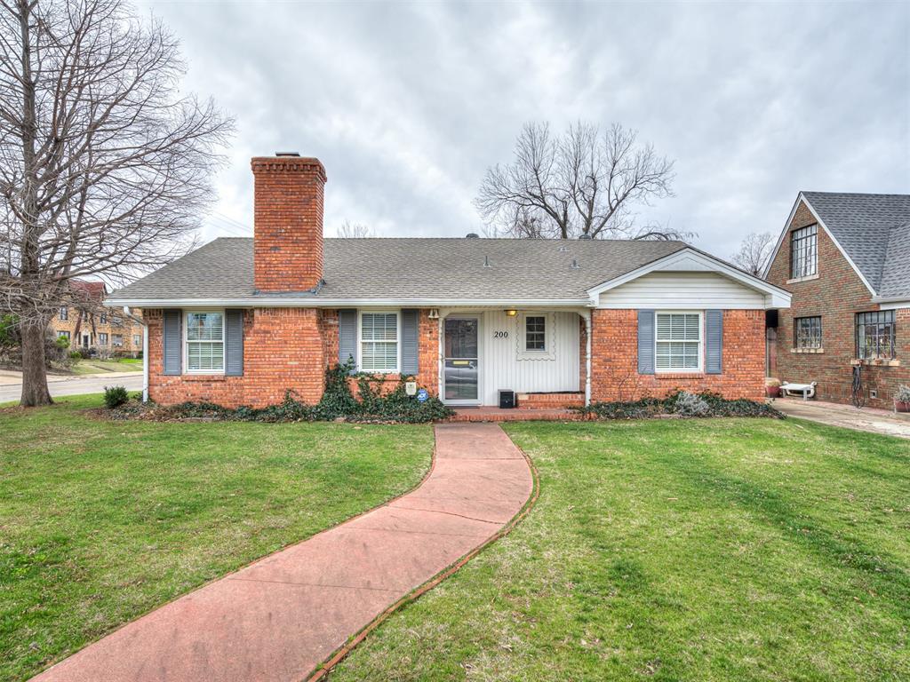 200 Nw 34th Street Property Photo