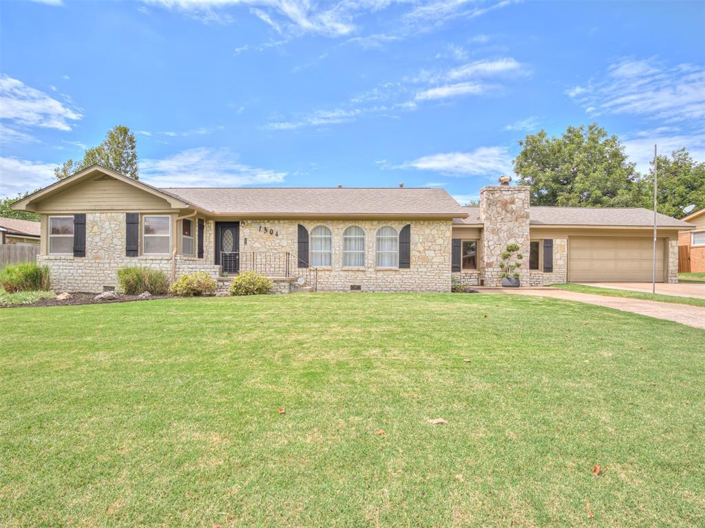 1304 S Hadden Drive Property Photo