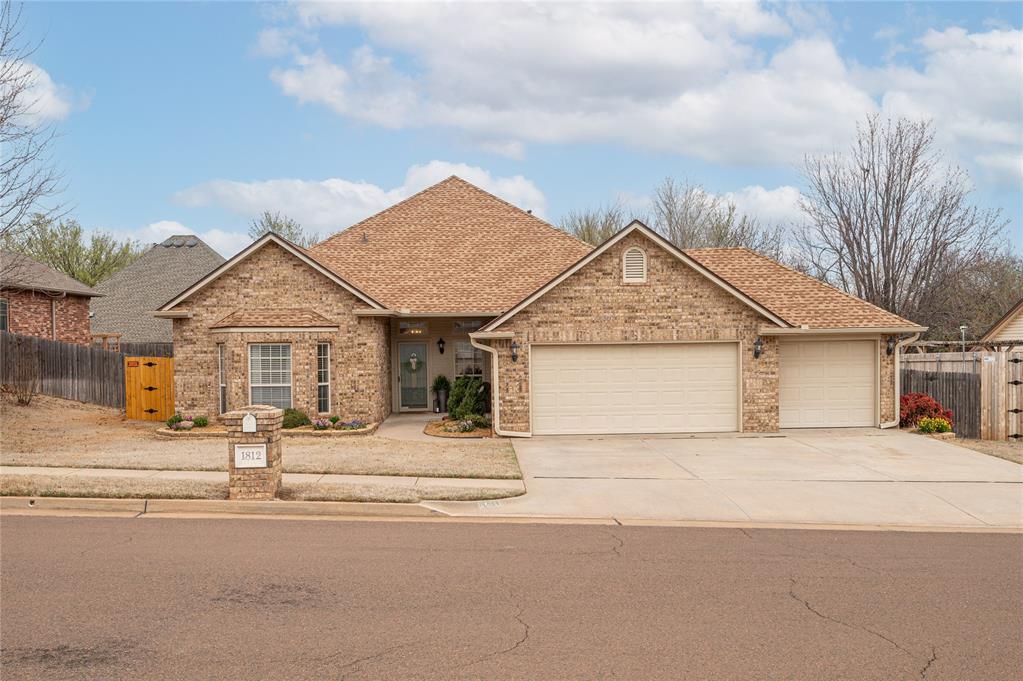 1812 Barrington Drive Property Photo