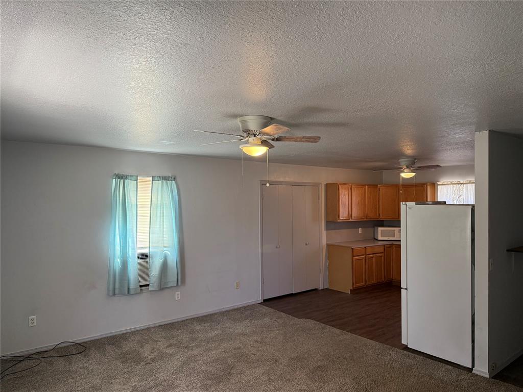 5 S 8th Street Property Photo 7