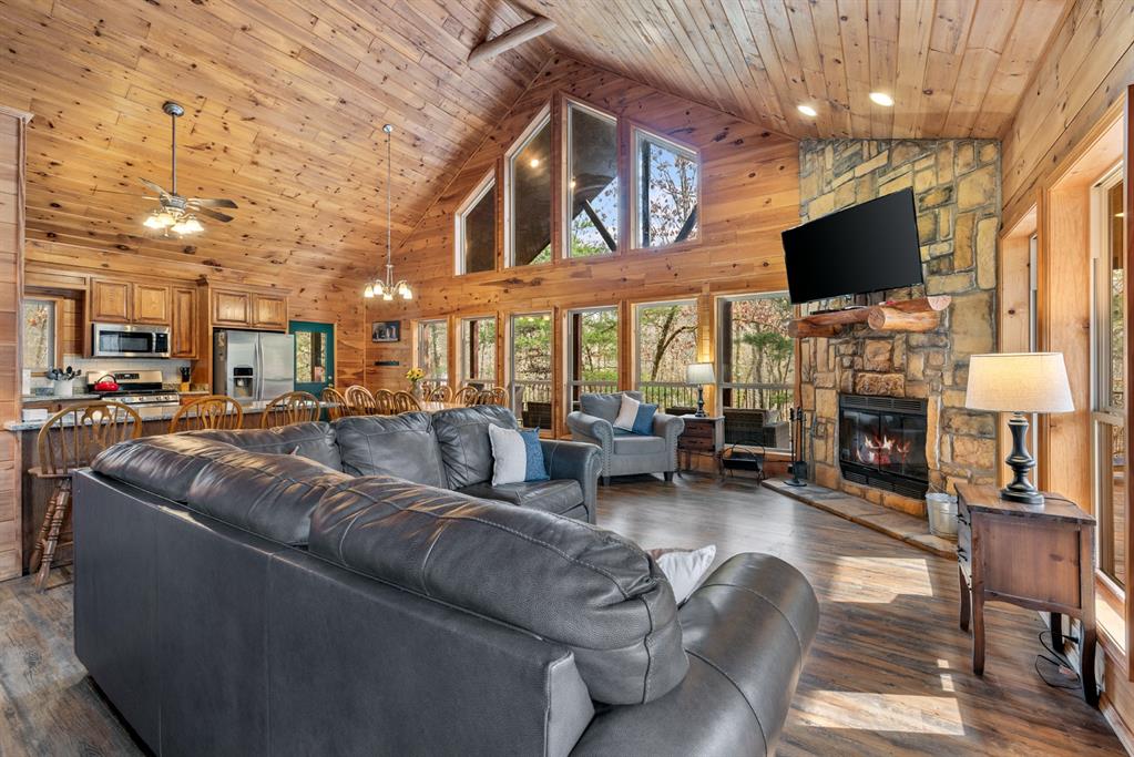 184 Almond Lane Property Photo