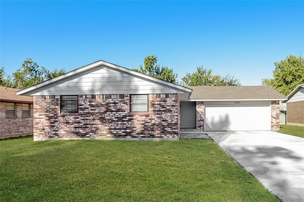 1225 Cathy Lane Property Photo