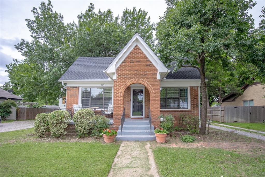 4505 N Peniel Avenue Property Photo 1