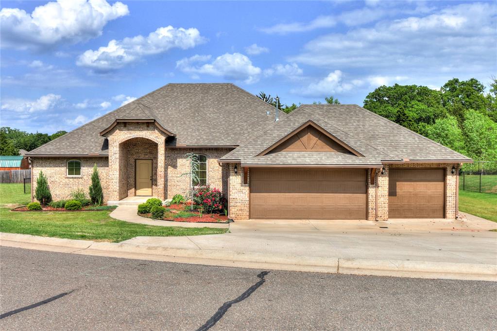 871 Walnut Ridge Circle Property Photo