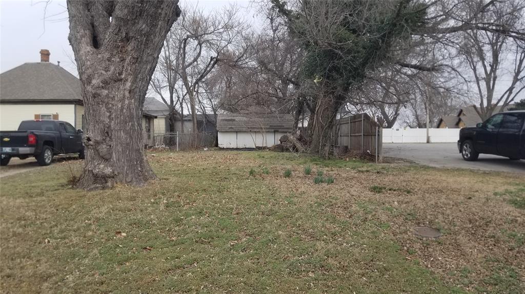 114 N Barker Avenue Property Photo