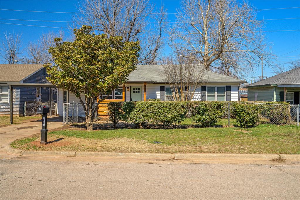 333 Se 52nd Street Property Photo