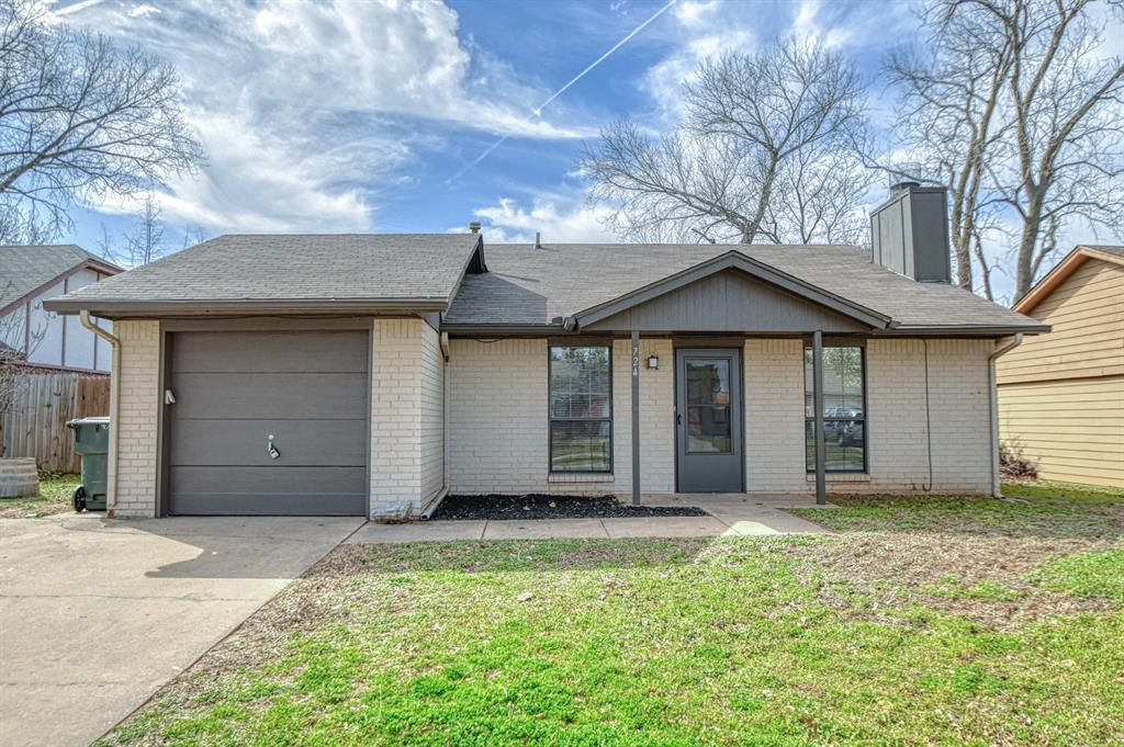 724 Peregrine Drive Property Photo