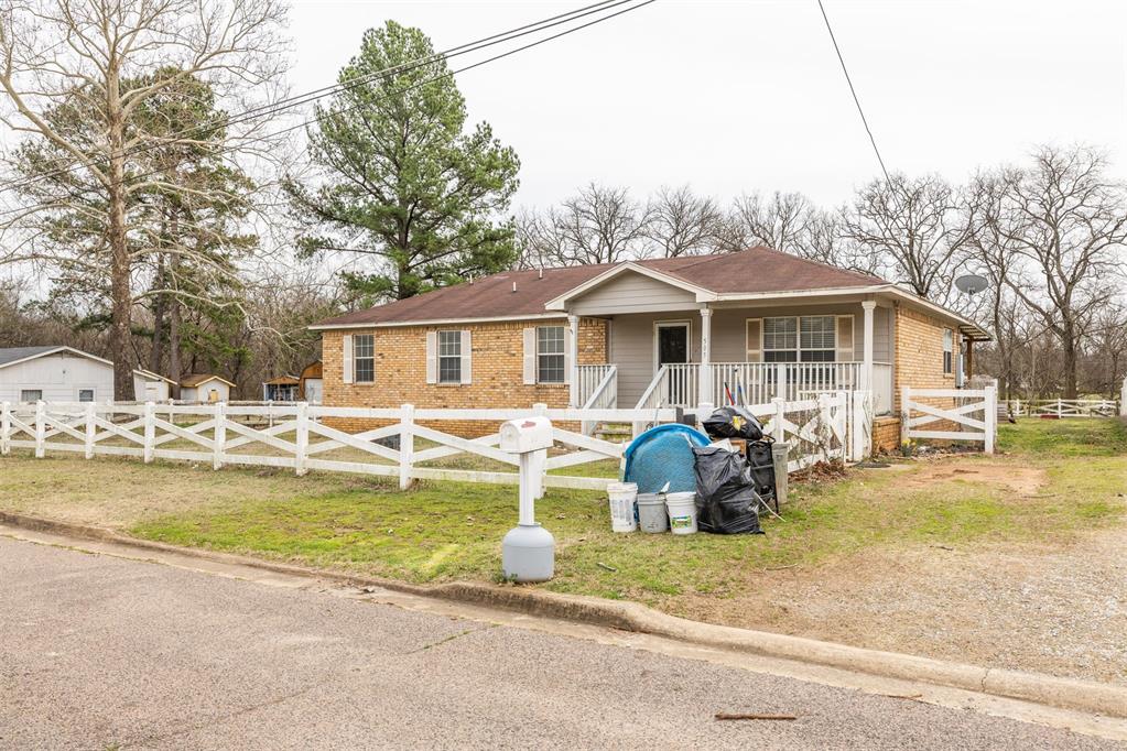 505 E Beech Street Property Photo