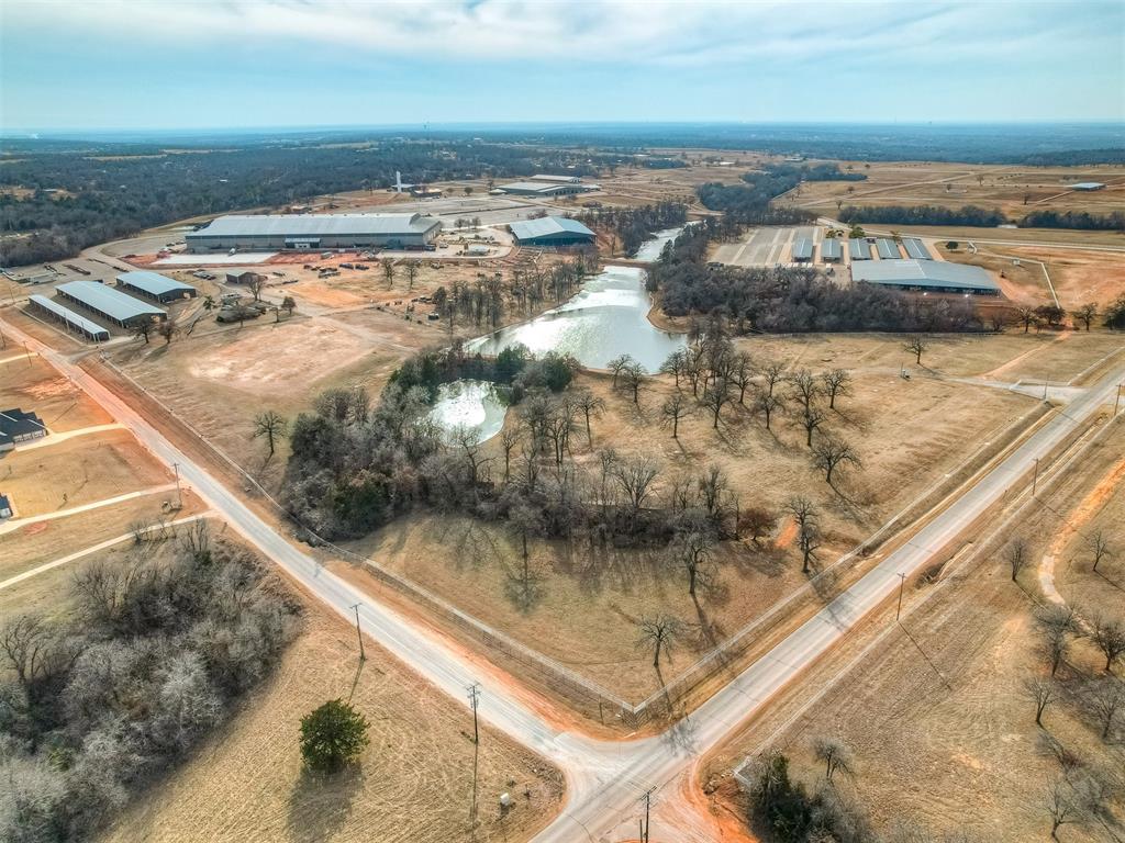 S Post Road Property Photo 41