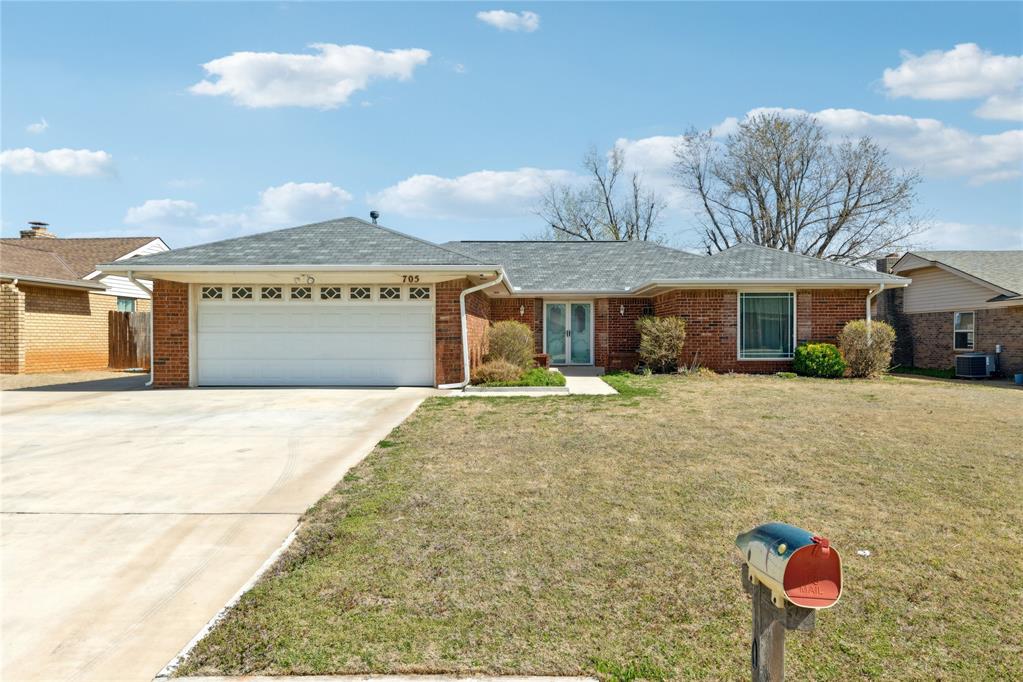 705 Park Drive Property Photo 1