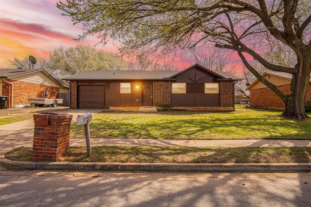 704 Meadowlake Drive Property Photo