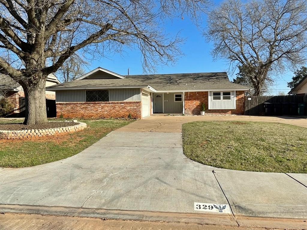 329 Ne 61st Street Property Photo