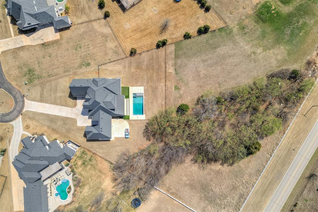 22015 Cricklewood Court Property Photo