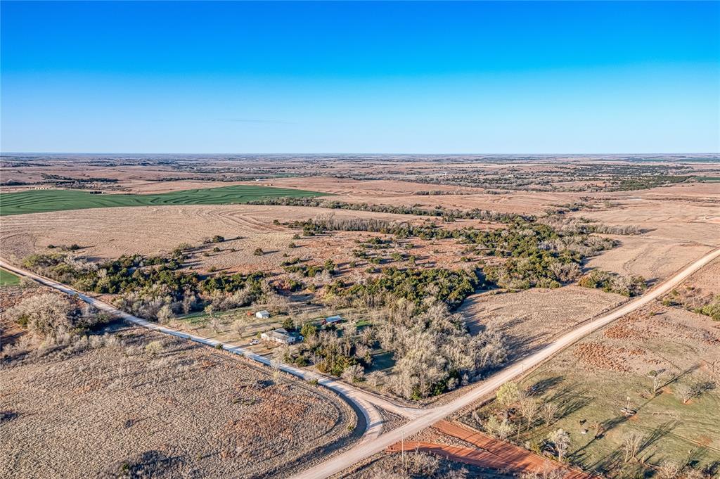81079 N 2240 Road Property Photo 4