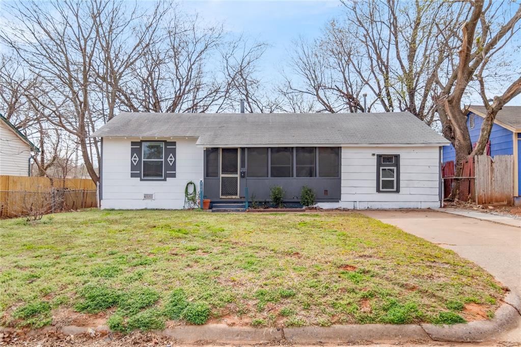 909 S Holly Lane Property Photo