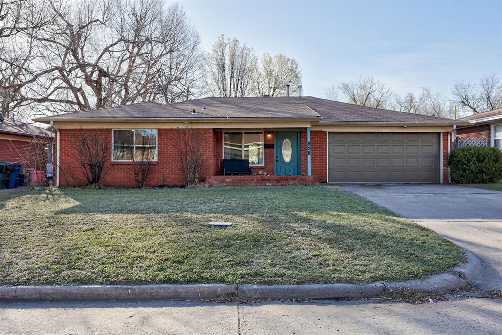 828 E Towry Drive Property Photo