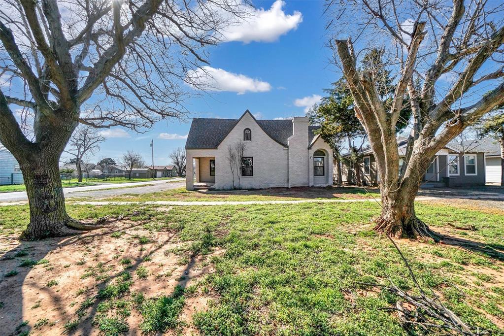 1501 N Lee Street Property Photo