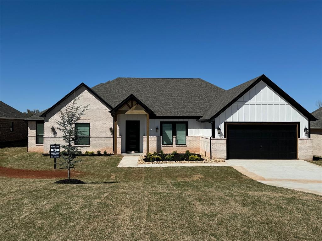 2220 Winter Creek Boulevard Property Photo