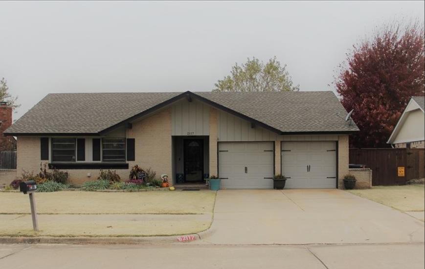 2117 Crystal Drive Property Photo